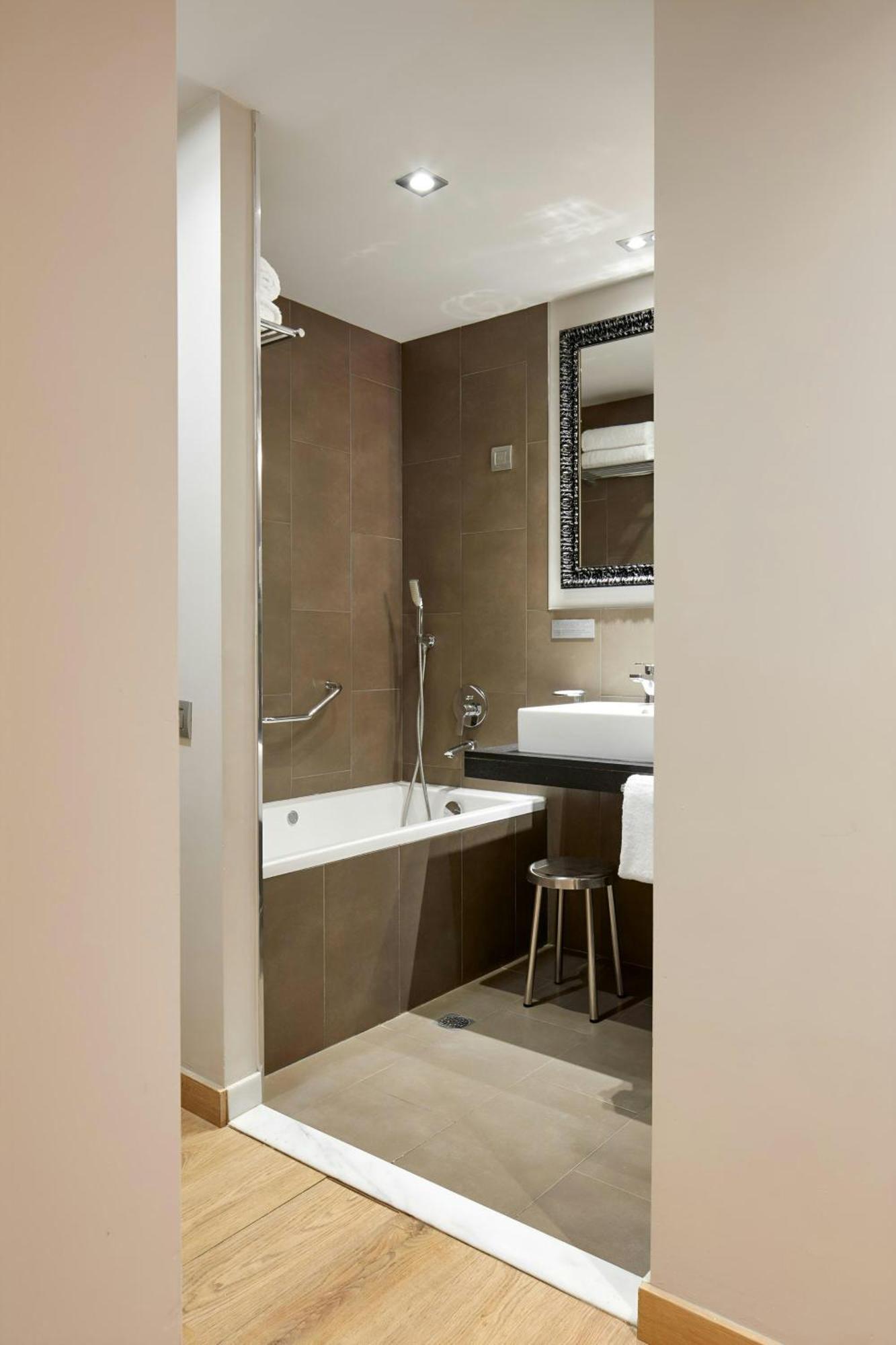 Sonder Vasanta Hotel